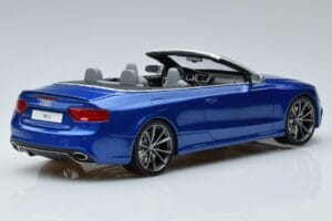 Audi RS5 B8 Kabriolet Modra GT Spirit 1:18 ZM053 Smola – slika 2 od 6