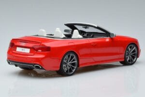 Audi RS5 B8 Kabriolet Rdeč GT Spirit 1:18 GT724 Smola – slika 2 od 5