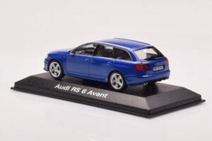 Audi RS6 C6 Sepang Moder Minichamps 1:43 5010710223 Kovina – slika 3 od 4
