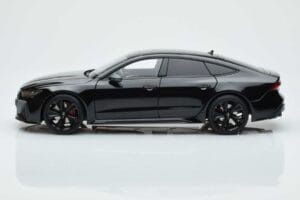 Audi RS7 C8 Sportback Temno Kengfai 1:18 VAKF-0331 Smola – slika 4 od 7