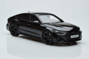 Audi RS7 C8 Sportback Temno Kengfai 1:18 VAKF-0331 Smola – slika 5 od 7