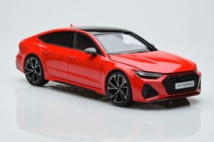 Audi RS7 C8 Sportback Rdeč Kengfai 1:18 VAKF-0332 Smola – slika 5 od 7