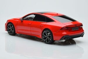 Audi RS7 C8 Sportback Rdeč Kengfai 1:18 VAKF-0332 Smola – slika 6 od 7