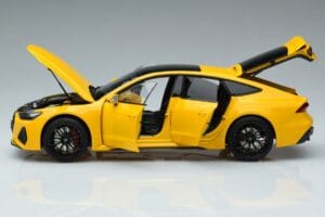 Audi RS7 C8 Sportback Rumena Vossen Rims Omejena Izdaja Kengfai 1:18 VAKF-0335 Kovina – slika 4 od 8