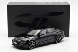 Audi RS7 C8 Sportback Mythos Črn Asia Edition GT Spirit 1:18 CLDC011 Smola – slika 6 od 6