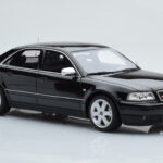 Audi S8 D2 Črn Otto 1:18 - image 4 of 6