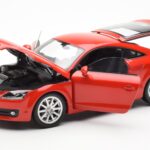 Audi TT 8J Rdeč Metallic Minichamps 1:18 - image 2 of 8