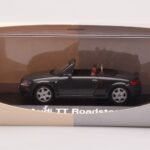 Audi TT 8N Roadster Siva Minichamps 1:43 - image 4 of 4