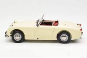 Austin-Healey Sprite Mk I Open Old English Bel Kyosho 1:18 08953EW Kovina – slika 4 od 8