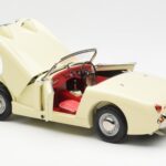 Austin-Healey Sprite Mk I Open Old English Bel Kyosho 1:18 - image 5 of 8