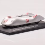 Auto Union Stromlinie #31 AVUS 1937 Srebrn Minichamps 1:43 - image 2 of 4