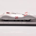 Auto Union Stromlinie #31 AVUS 1937 Srebrn Minichamps 1:43