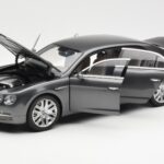 Bentley Flying Spur W12 Granite Siv Kyosho 1:18 - image 2 of 8