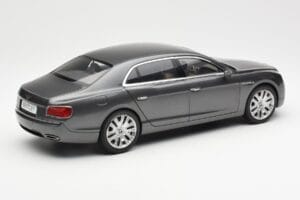 Bentley Flying Spur W12 Granite Siv Kyosho 1:18 08891GN Kovina – slika 3 od 8