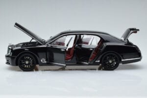 Bentley Mulsanne W.O. Edition By Mulliner Črn Almost Real 1:18 830508 Kovina – slika 4 od 11