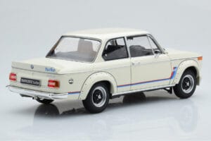 BMW 2002 Turbo Bel Kyosho 1:18 08544W Kovina – slika 4 od 8