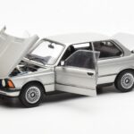 BMW 323i E21 Aspen Srebrn AUTOart 1:18 - image 2 of 8