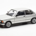 BMW 323i E21 Aspen Srebrn AUTOart 1:18