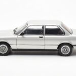 BMW 323i E21 Aspen Srebrn AUTOart 1:18 - image 4 of 8