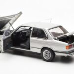 BMW 323i E21 Aspen Srebrn AUTOart 1:18 - image 5 of 8