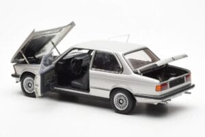 BMW 323i E21 Aspen Srebrn AUTOart 1:18 80430433552 Kovina – slika 5 od 8