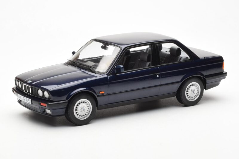 BMW 325i E30 Modra Metalik Norev 1:18