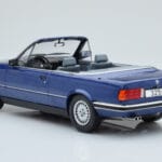 BMW 325i E30 Kabriolet Modra MCG 1:18 - image 4 of 5