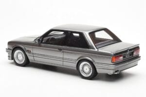 BMW 325i E30 Siv Metallic Otto 1:18 OT571 Smola – slika 5 od 6