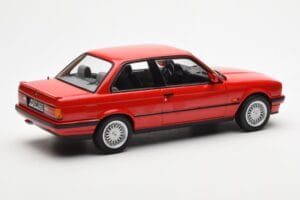 BMW 325i E30 Rdeč Norev 1:18 183202 Kovina – slika 2 od 6