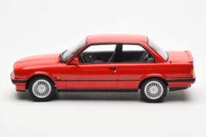 BMW 325i E30 Rdeč Norev 1:18 183202 Kovina – slika 3 od 6