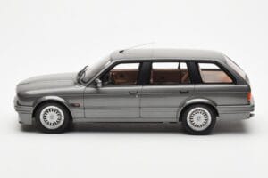 BMW 325i E30 Touring Siv Otto 1:18 OT929 Smola – slika 3 od 6
