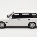 BMW 325i E30 Touring M Package Bel Otto 1:18 - image 3 of 5