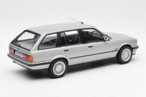 BMW 325i E30 Touring Srebrna Norev 1:18 183216 Kovina – slika 2 od 6
