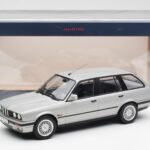 BMW 325i E30 Touring Srebrna Norev 1:18 - image 6 of 6