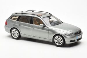 BMW 330i E91 Touring Siv Metallic Kyosho 1:18 80430394359 Kovina – slika 6 od 8