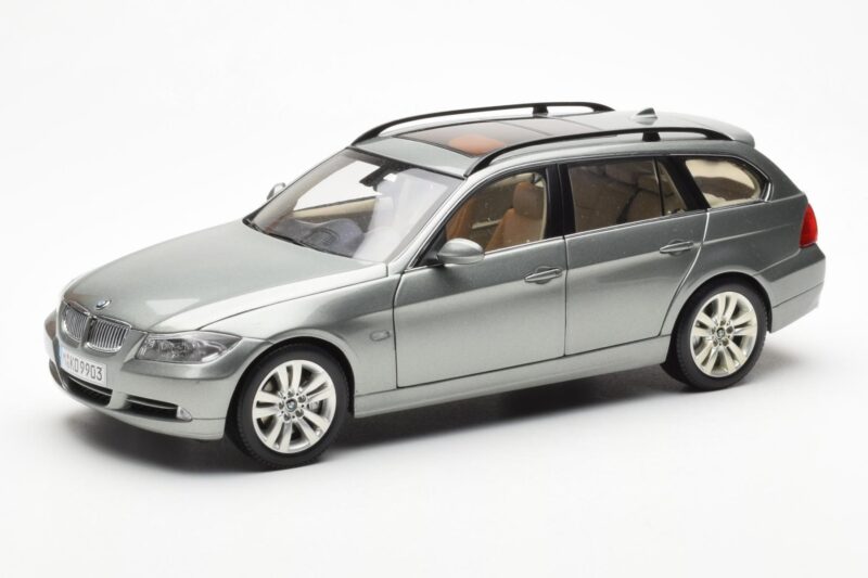 BMW 330i E91 Touring Siv Metallic Kyosho 1:18