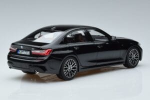 BMW 330i G20 Črna Metalik Norev 1:18 183277 Kovina – slika 3 od 7