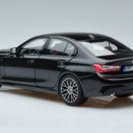 BMW 330i G20 Črna Metalik Norev 1:18 183277 Kovina - image 6 of 7