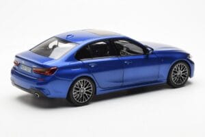 BMW 330i G20 Portimao Modra Metallic Norev 1:18 80432450999 Kovina – slika 3 od 8