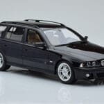 BMW 540 E39 Touring M Package Črn Otto 1:18 - image 4 of 6