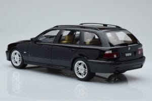 BMW 540 E39 Touring M Package Črn Otto 1:18 OT1013 Smola – slika 5 od 6