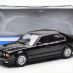 BMW 540i E34 Črn Metallic MCG 1:18 - image 6 of 6