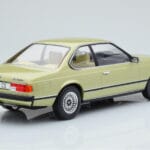 BMW 628 CSi E24 Svetlo Zelena MCG 1:18 - image 2 of 5