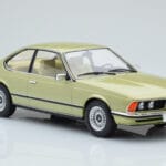 BMW 628 CSi E24 Svetlo Zelena MCG 1:18 - image 3 of 5