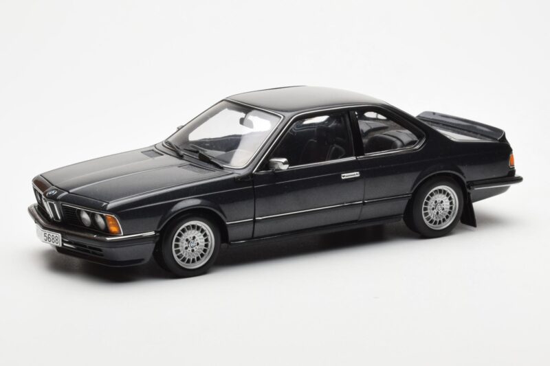 BMW 635 CSi E24 Diamant Črna Metalik AUTOart 1:18
