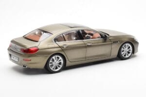 BMW 650i F06 Gran Coupe Frozen Bronast Metallic Paragon 1:18 80432218742 Kovina – slika 3 od 8