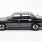 BMW 733i E23 Črn Metallic KK-Scale 1:18 - image 3 of 6