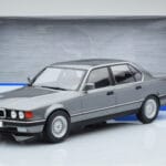 BMW 7 Series E32 740i Srebrna MCG 1:18 MCG18161 Kovina - image 5 of 5