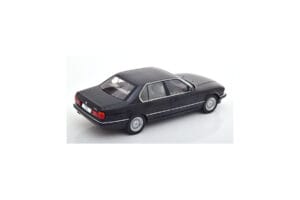 BMW 750i E32 Črn MCG 1:18 MCG18162 Kovina – slika 2 od 3