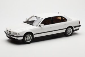 BMW 750iL E38 Asia Exclusive Bel Otto 1:18